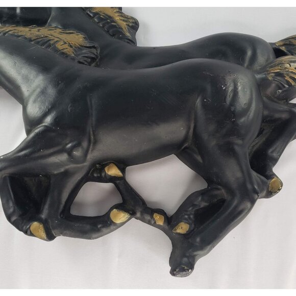 Vintage Chalkware Running Black Gold Horses Western Wall Hanging MCM - Picture 4 of 8